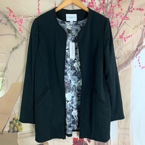 NEW Katherine Barclay Floral lined boyfriend blazer in Black
